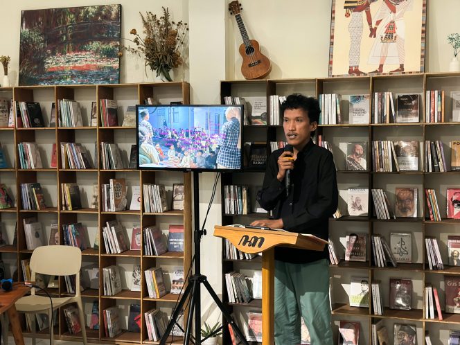 
					Warung Madura sebagai Dramaturgi